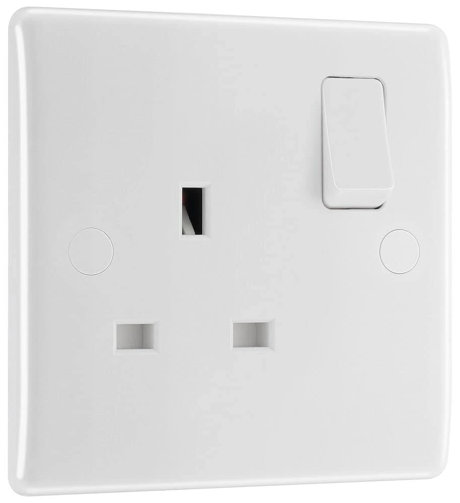 BG Electrical Single Switched Power Plug Wall Socket, Double Pole, Round Edge, Nexus 800 Series, White Moulded, 13A, 821DP