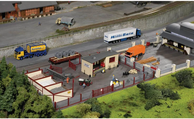 Piko 61153 Bauhof Neustadt.