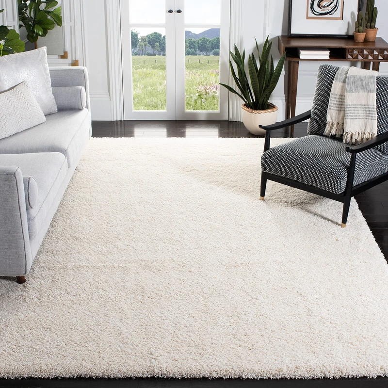 SAFAVIEH Shag Rug for Living Room, Dining Room, Bedroom - California Shag Collection, High Pile, in Ivory, 244 X 305 cm