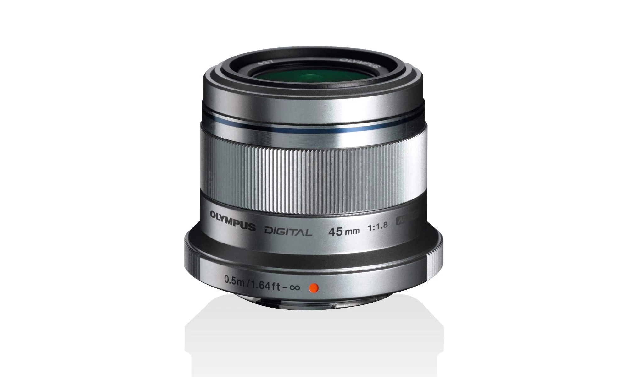Olympus M.Zuiko Digital 45 mm F1.8 Lens, Fast Fixed Focal Length, Suitable for All MFT Cameras (Olympus OM-D & PEN Models, Panasonic G-Series), Silver