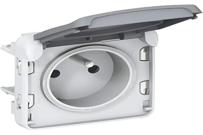 LEGRAND - Pinch 2P+T éclips de protection composable grey 16 A 250 V Legrand PLEXO 069551 - LEG-069551 - Image 1