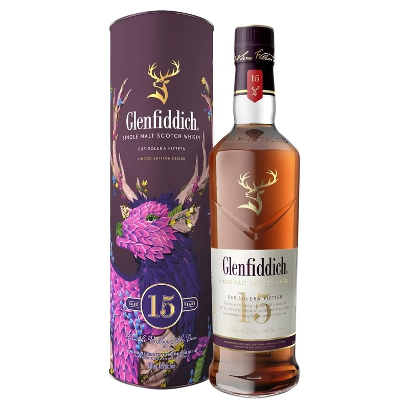 GLENFIDDICH 15 Year Old Single Malt Scotch Whisky - Rich Complex - Warm Spice, Honey Rich Fruit - Bourbon, Oak & Sherry Casks - Harmonised In Our Solera Vat - 40% ABV - 70 cl (Packing may vary)