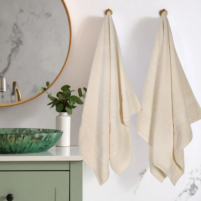 Superior 900 Gram 100% Premium Long-Staple Combed Cotton 2-Piece Bath Towel Set, Cream