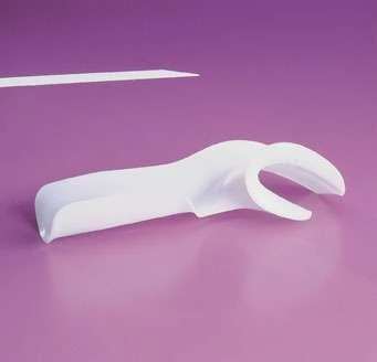 Rolyan Aquaplast Functional Position Splint, Left, Small, Fixed Position Stabilization Preformed Splint, Aid for Recovery & Rehabilitation, Ergonomic & Modifiable (Eligible for VAT Relief in the UK)