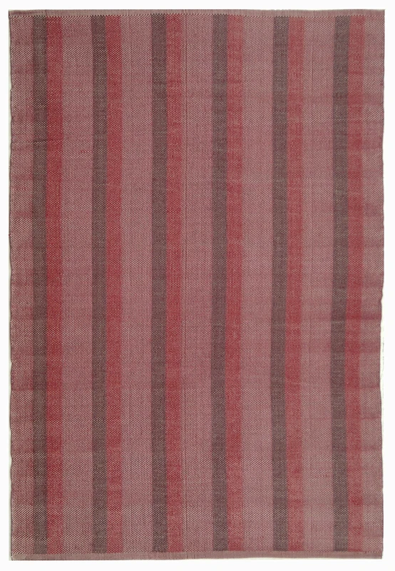 SAFAVIEH Eco-Friendly Rug for Living Room, Dining Room, Bedroom - Recycled Plastic Collection, Short Pile, in Indian Red, 183 X 274 cm