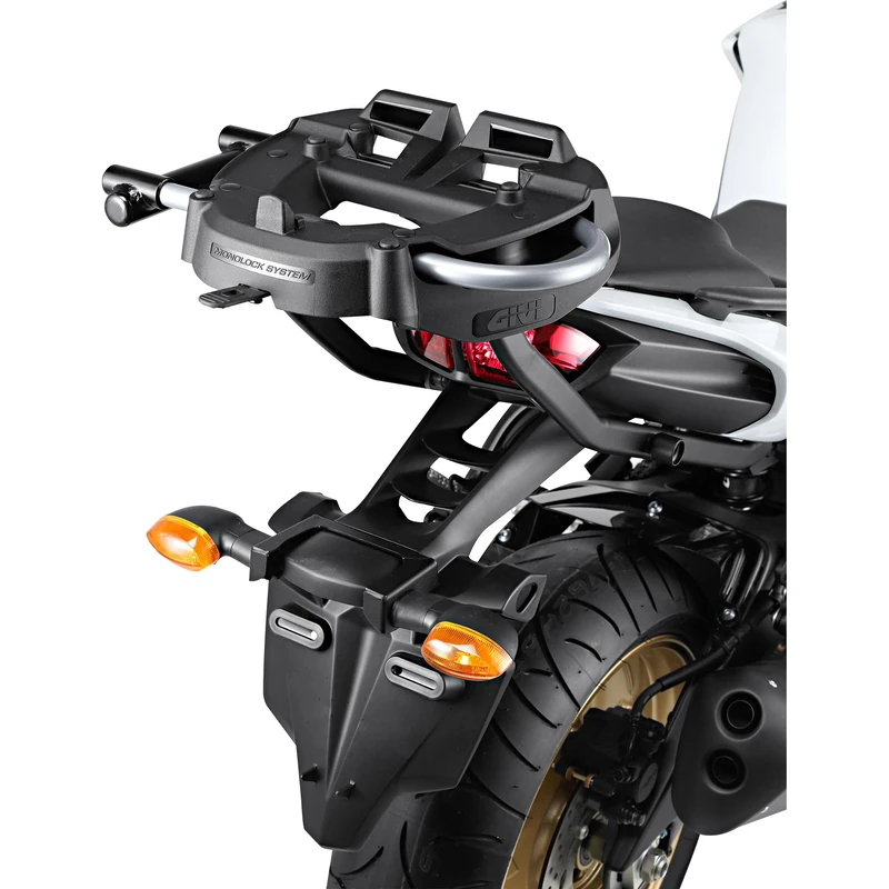 Givi M6M Plastic Plate Kit Complete 40 Black