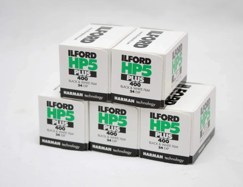 Ilford HP5 + Black and White Film, 24 exp, Multipack 5