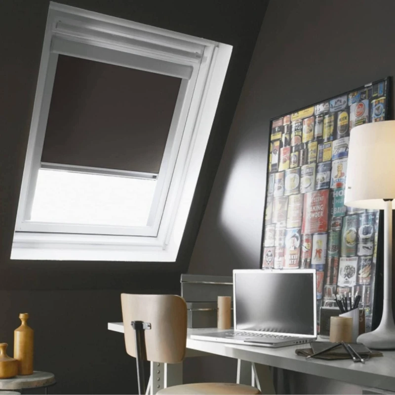Madecostore Roller Blind Compatible with Velux® – Chocolate – L 97 x H 116 cm Model S08 – Aluminium Frame