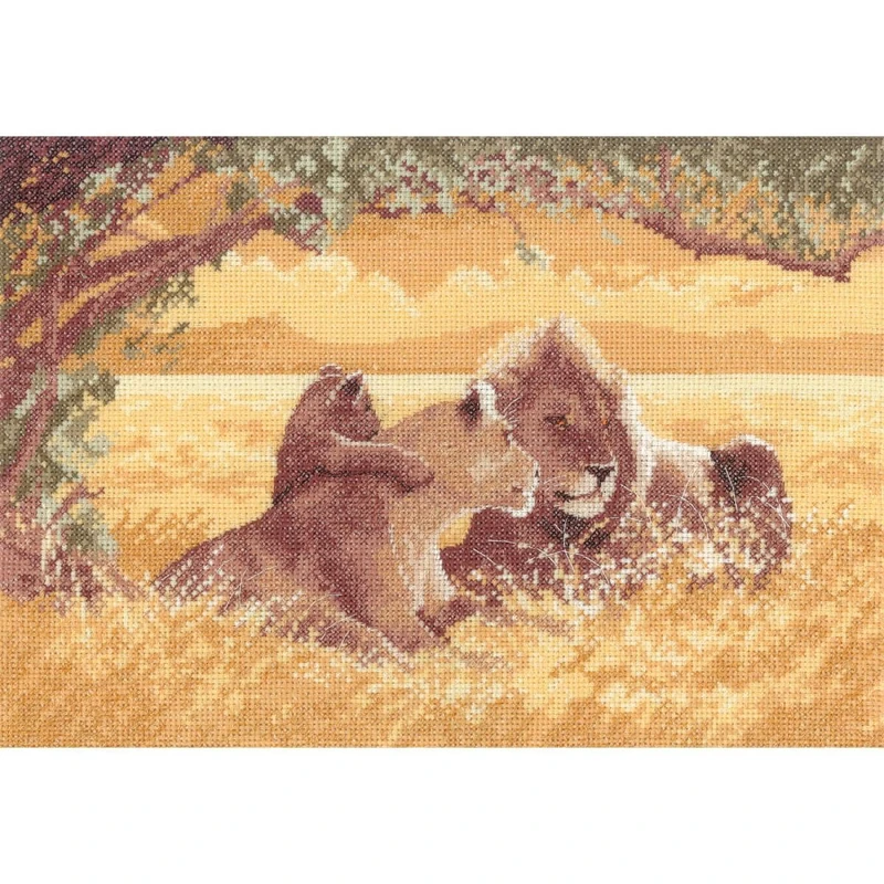 Heritage Cross Stitch Kit Aida Lions (A) PGLI618-A 32x22cm