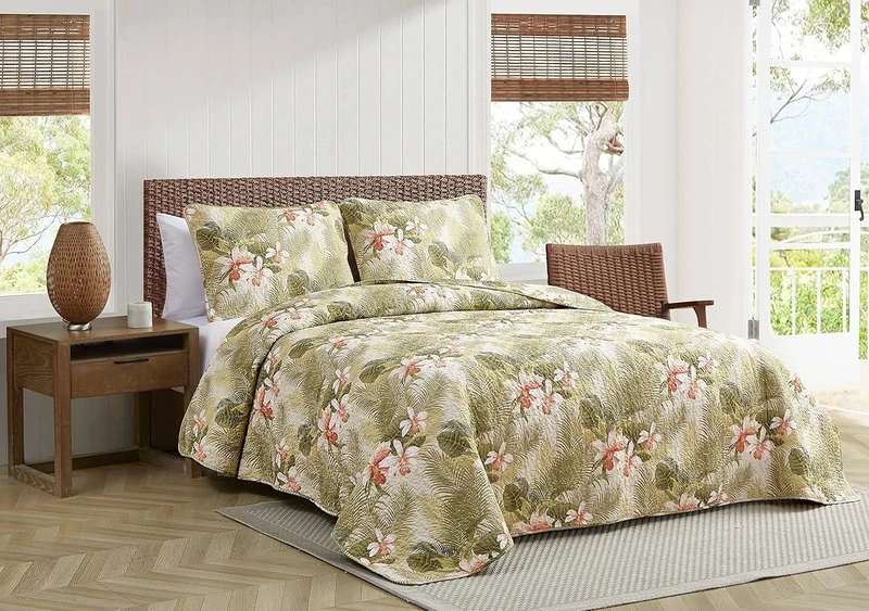 Tommy Bahama Reversible Floral Bedding with Matching Shams, Home Decor Seasons, Cotton, Green, King