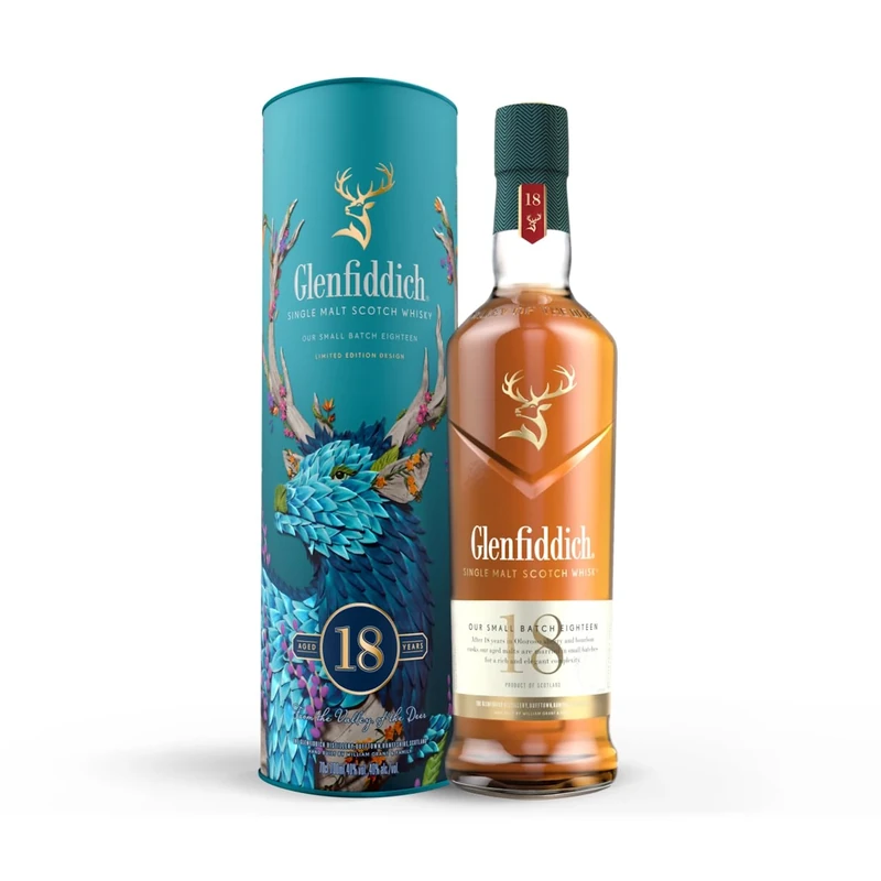 GLENFIDDICH 18 Year Old Single Malt Scotch Whisky - Refined Elegance - Oak, Baked Apple, Cinnamon - Matured In Oloroso Sherry & Bourbon Casks - Small Batch - Product Of Scotland - 40% ABV - 70 cl