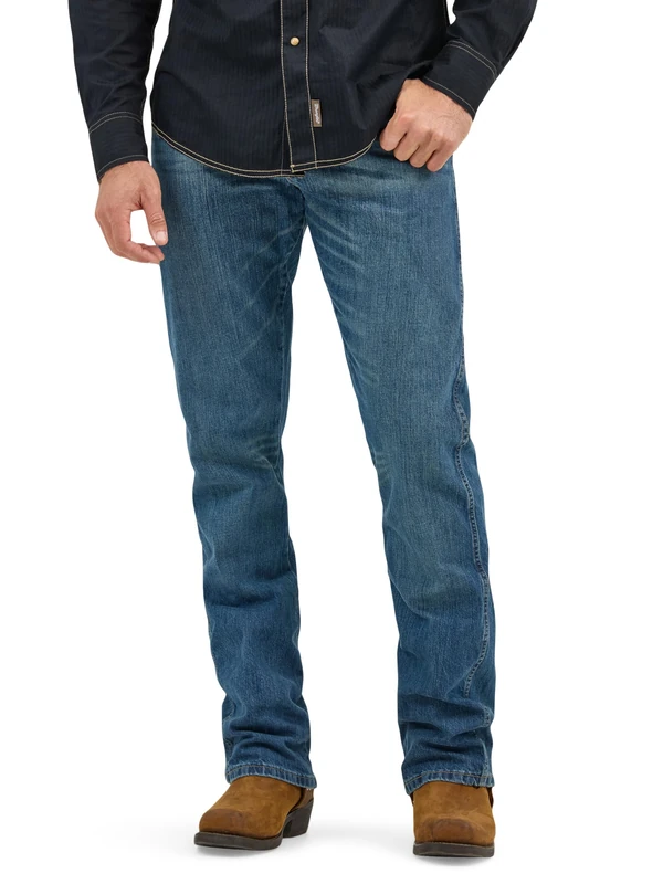 Wrangler Men's Retro Relaxed Fit Boot Cut Jean, True Blue, 40W x 34L