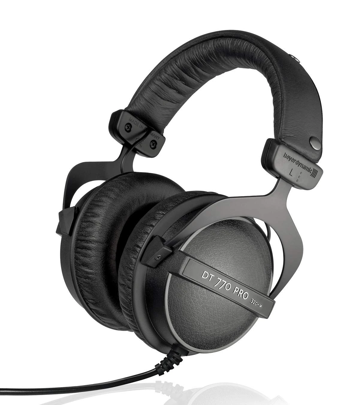 beyerdynamic DT 770 PRO Dynamic Closed-back Headphones - 32 Ohm (Mobile, Laptop & PC use)