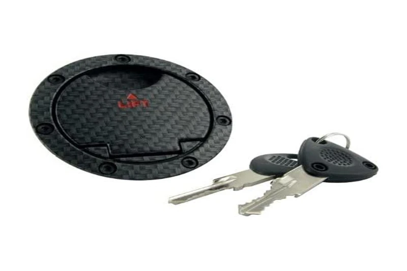 STR8 Carbon look fuel filler cap STR8 for MBK Nitro/Yamaha Aerox - Image 1