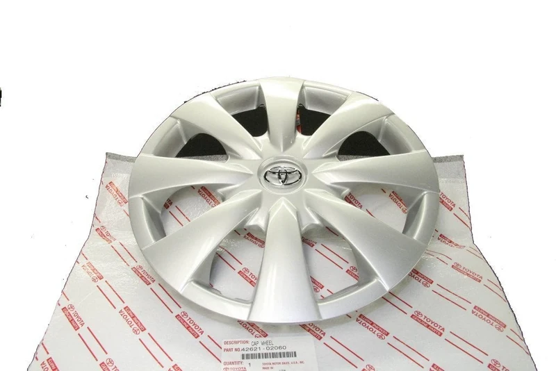 Toyota Genuine 42621-02060 Wheel Cover