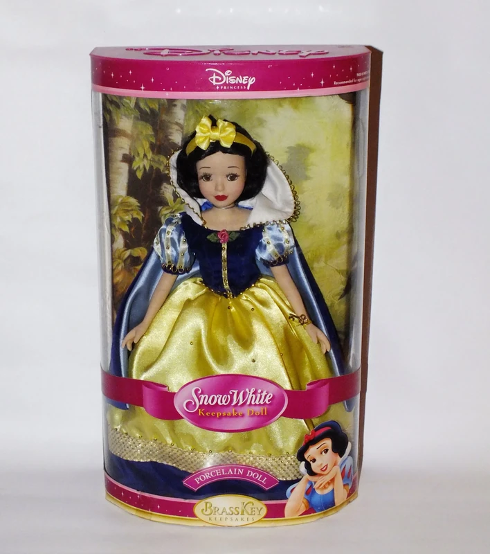 Disney Princess Snow White 14 inch Keepsake Porcelain Doll by Brass Key - Image 1