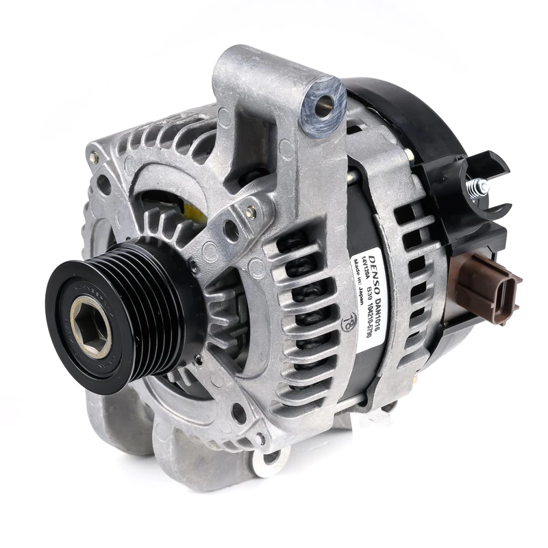 Denso DAN1016 Alternator - Image 1