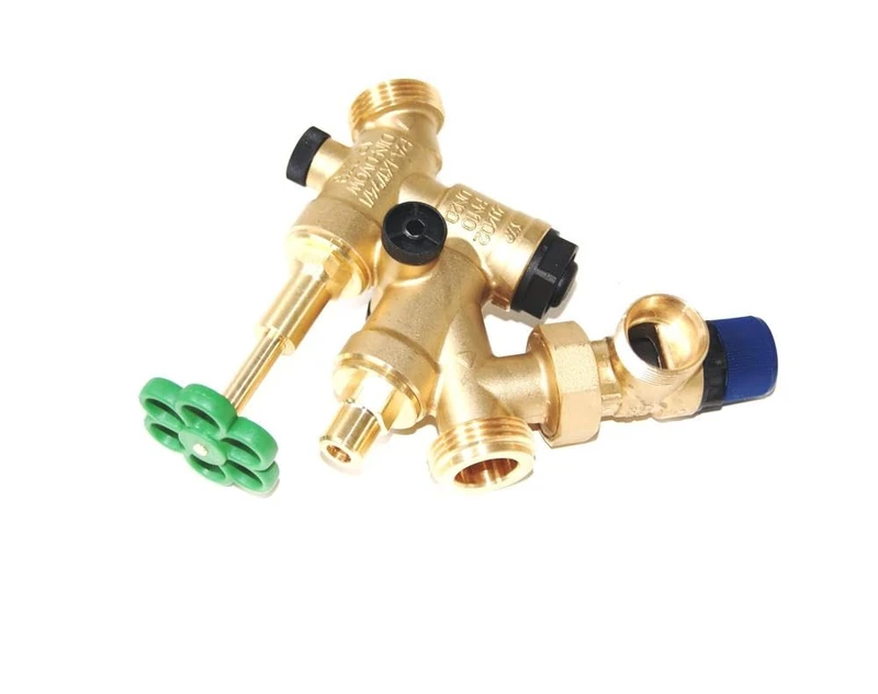 Vaillant 305827 Safety Group 10 Bar Over 200 L - Image 1
