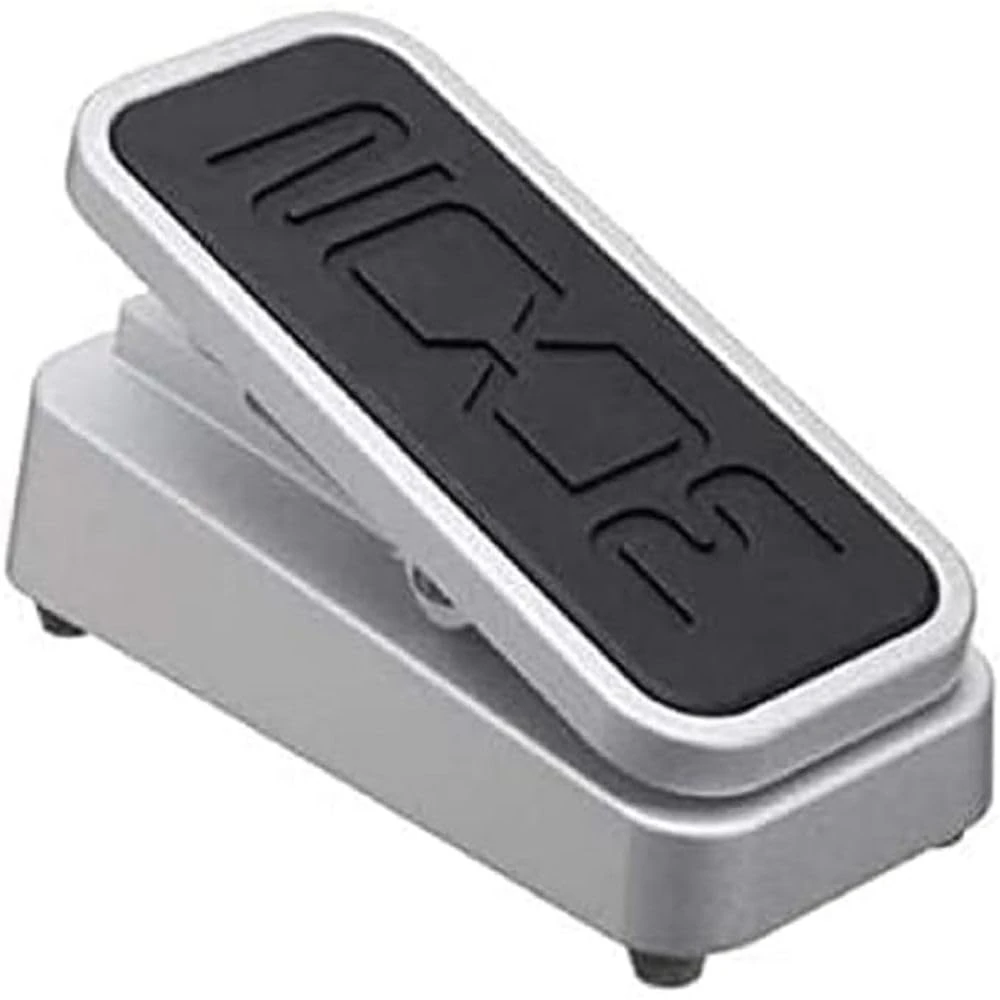 ZOOM FP02M Expression Pedal – Real-time control for volume, wah, pitch, modulation, reverb, and effects in guitar and bass setups, metal housing, silver black