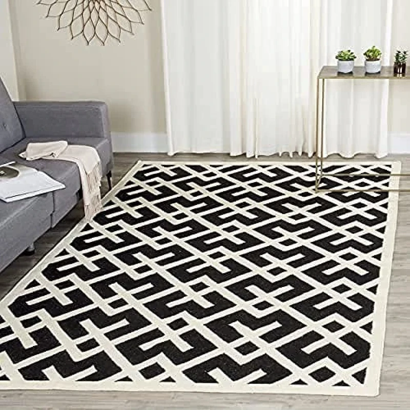 Safavieh Contemporary Indoor Flatweave Rectangle Area Rug, Dhurrie Collection, DHU552, in Black / Ivory, 183 X 274 cm for Living Room, Bedroom or Any Indoor Space