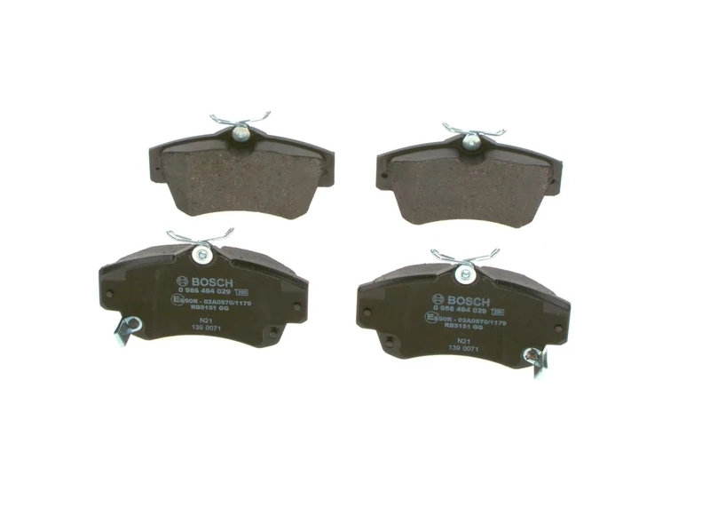 Bosch BP332 - Brake Pads Car Front Axle - Bosch Quality - Reduced Noise and Dust - ECE-R90 Certified - Copper-Free - 1 Set of 4 Pads - With Accessories