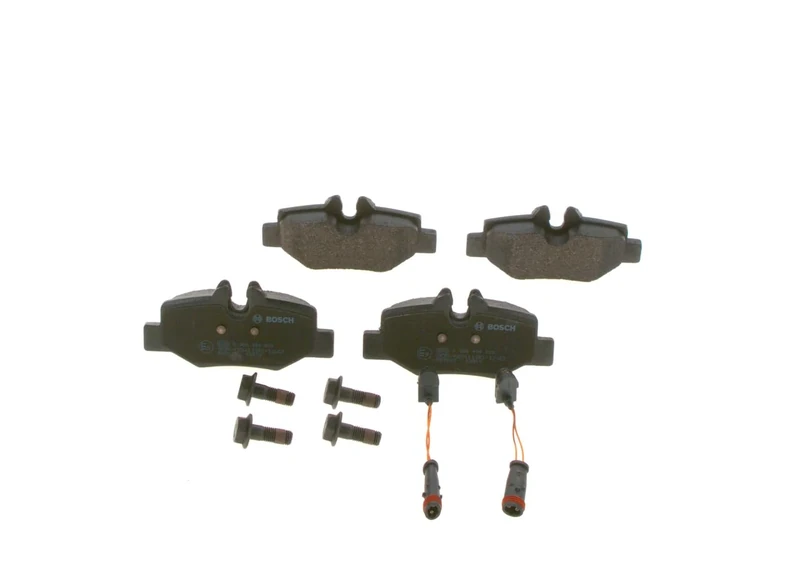 Bosch BP992 - Brake Pads Car Rear Axle - Bosch Quality - Reduced Noise and Dust - ECE-R90 Certified - Copper-Free - 1 Set of 4 Pads - With Accessories