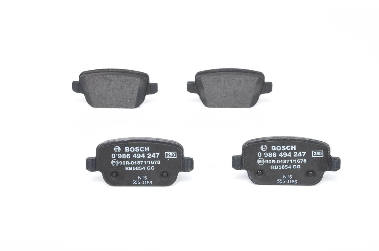 Bosch BP1119 - Brake Pads Car Rear Axle - Bosch Quality - Reduced Noise and Dust - ECE-R90 Certified - Copper-Free - 1 Set of 4 Pads