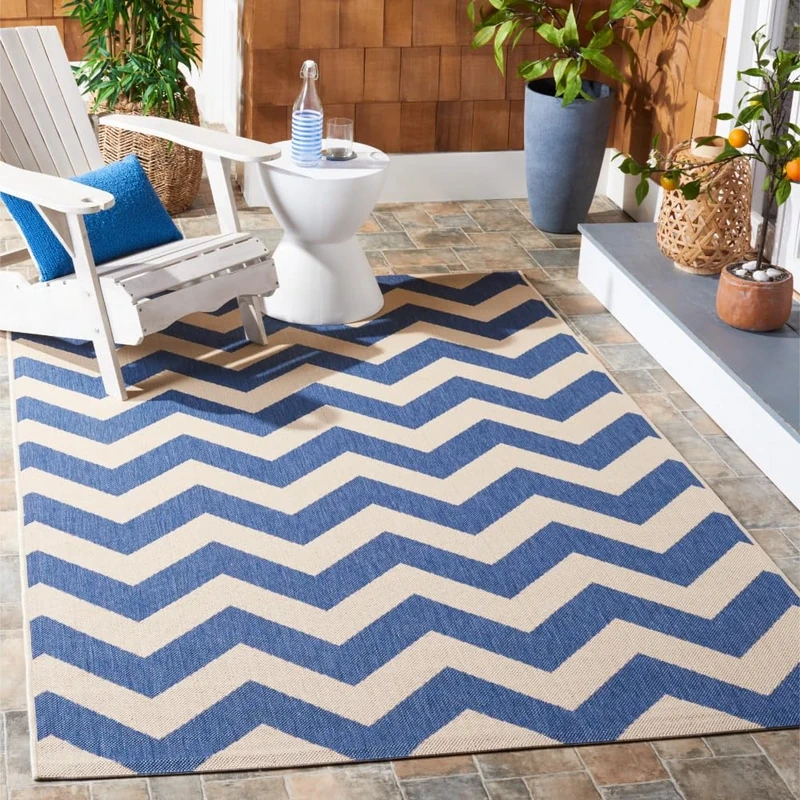 Safavieh Chevron Indoor/Outdoor Woven Rectangle Area Rug, Courtyard Collection, CY6244, in Blue / Beige, 160 X 231 cm for Garden, Patio or Any Outdoor Space