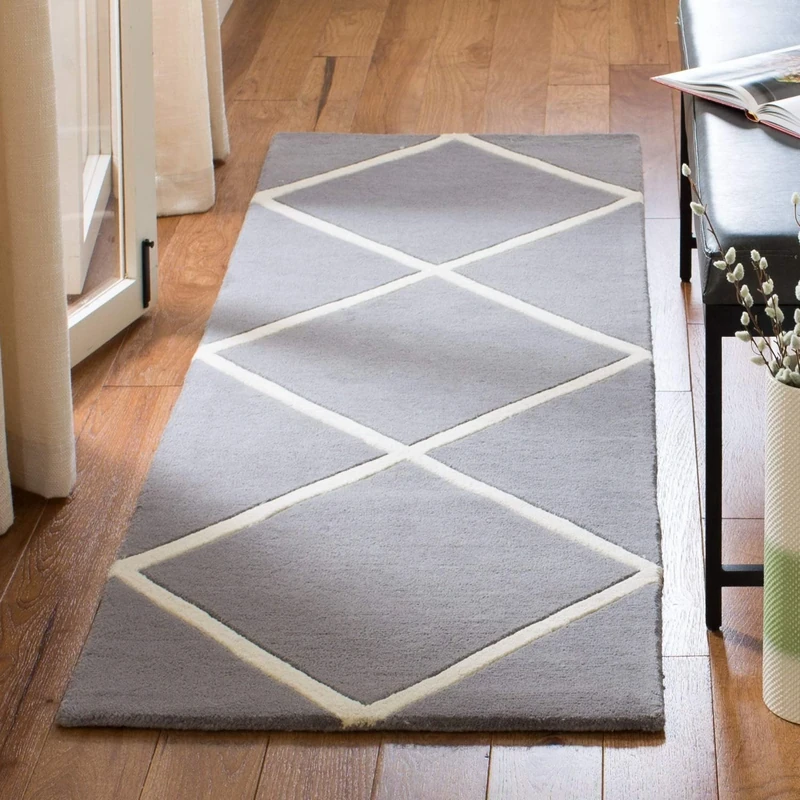 Safavieh Contemporary Indoor Hand Tufted Runner Area Rug, Chatham Collection, CHT720, in Dark Grey / Ivory, 69 X 213 cm for Living Room, Bedroom or Any Indoor Space