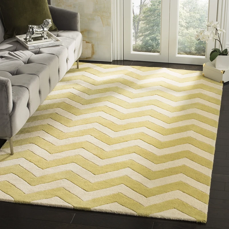 SAFAVIEH Contemporary Rug for Living Room, Dining Room, Bedroom - Chatham Collection, Short Pile, in Light Gold and Ivory, 183 X 274 cm
