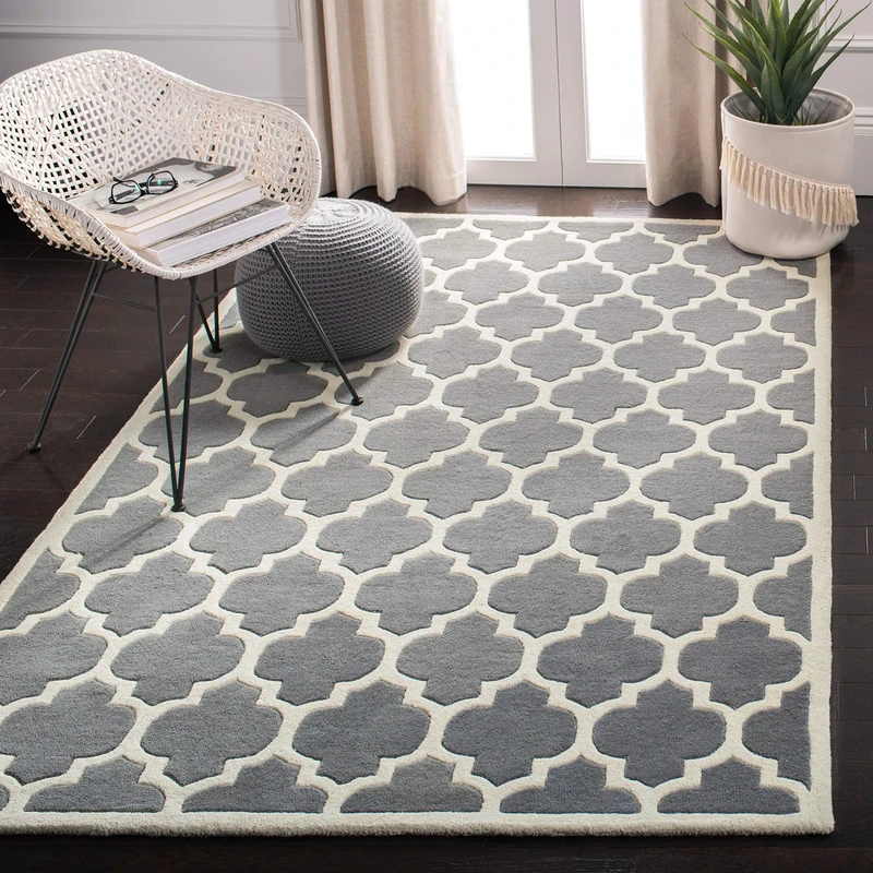 Safavieh Contemporary Indoor Hand Tufted Rectangle Area Rug, Chatham Collection, CHT734, in Dark Grey / Ivory, 152 X 244 cm for Living Room, Bedroom or Any Indoor Space