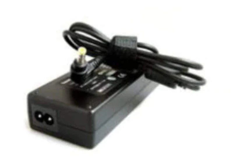 MicroBattery 19V 4.74A 90W Plug: 5.5*2.5 AC Adapter for Fujitsu, MBA1073, S26113-E533-V55-1 (AC Adapter for Fujitsu **including power cord**)