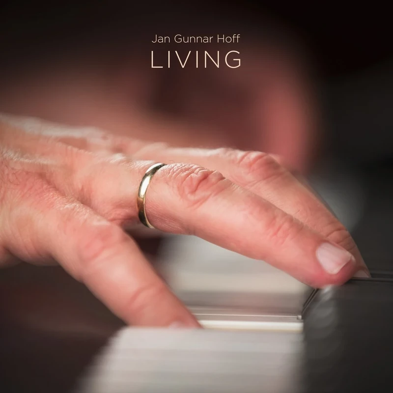 Living - Image 1