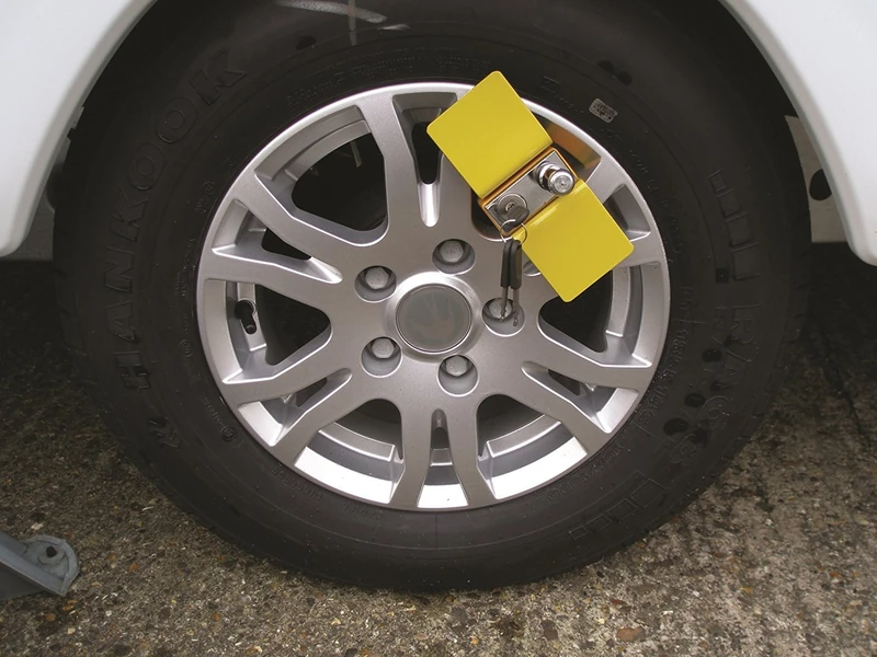 Milenco Wheelclamp for Al-Ko Chassis