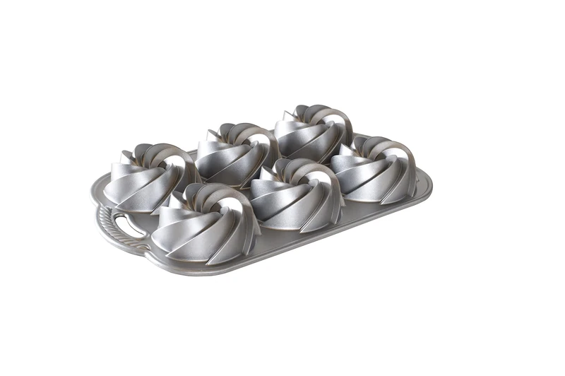 Nordic Ware 88037 Heritage Bundtlette Mini Cake Pan 4-Cup Silver