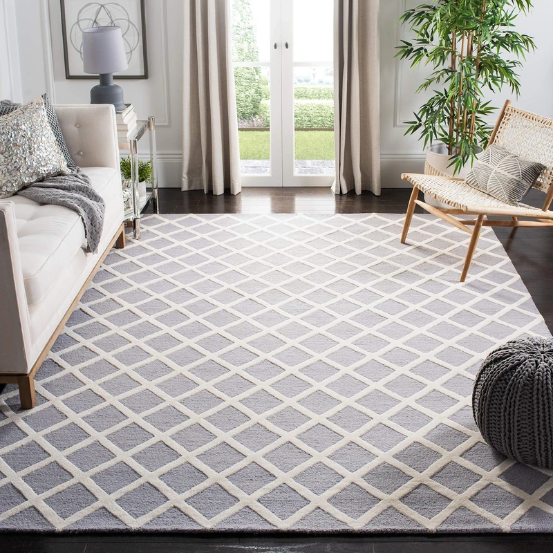 Safavieh Diamond Indoor Hand Tufted Rectangle Area Rug, Cambridge Collection, CAM135, in Silver / Ivory, 183 X 274 cm for Living Room, Bedroom or Any Indoor Space