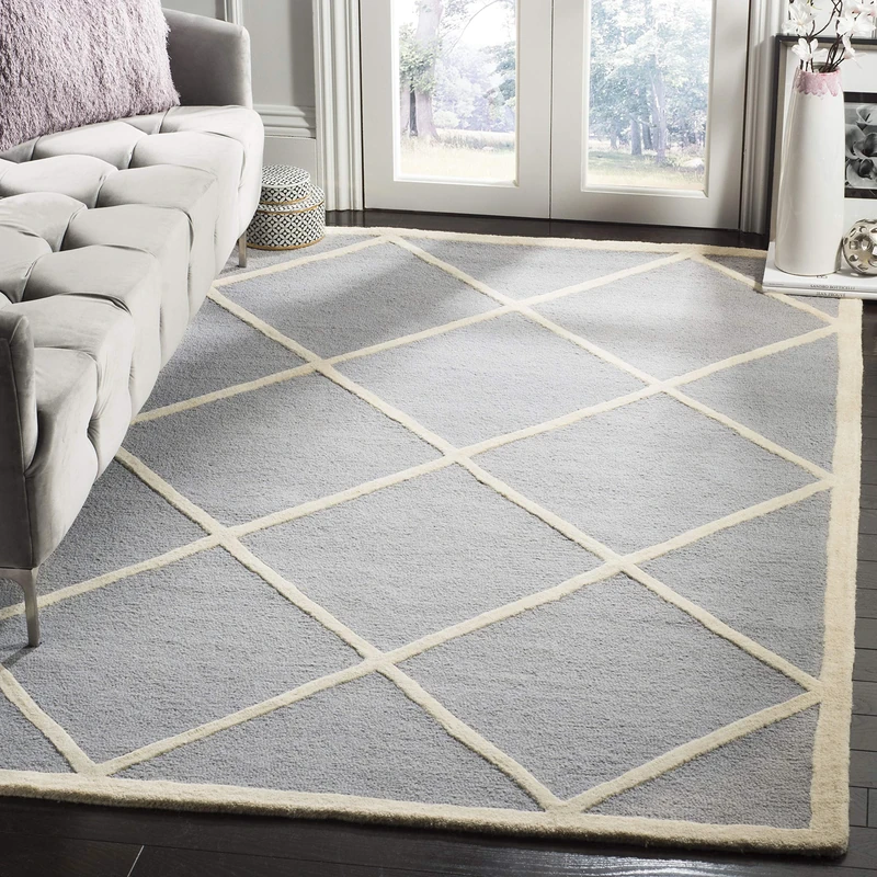 Safavieh Diamond Indoor Hand Tufted Rectangle Area Rug, Cambridge Collection, CAM136, in Silver / Ivory, 122 X 183 cm for Living Room, Bedroom or Any Indoor Space