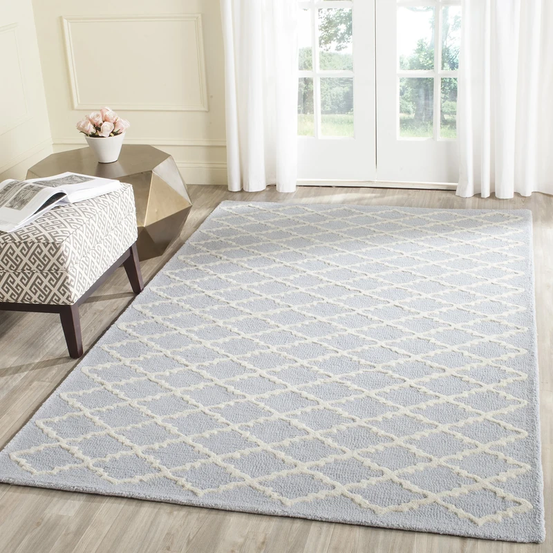 Safavieh Modern Indoor Hand Tufted Square Area Rug, Cambridge Collection, CAM137, in Light Blue / Ivory, 183 X 183 cm for Living Room, Bedroom or Any Indoor Space