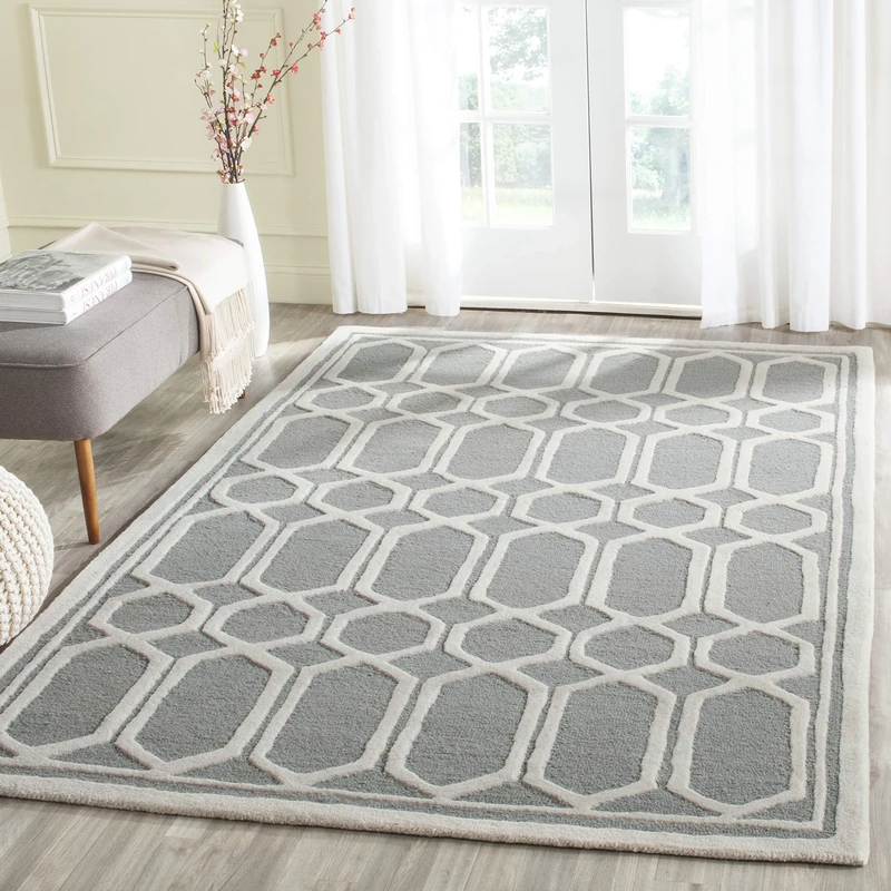 Safavieh Modern Indoor Hand Tufted Rectangle Area Rug, Cambridge Collection, CAM138, in Silver / Ivory, 183 X 274 cm for Living Room, Bedroom or Any Indoor Space