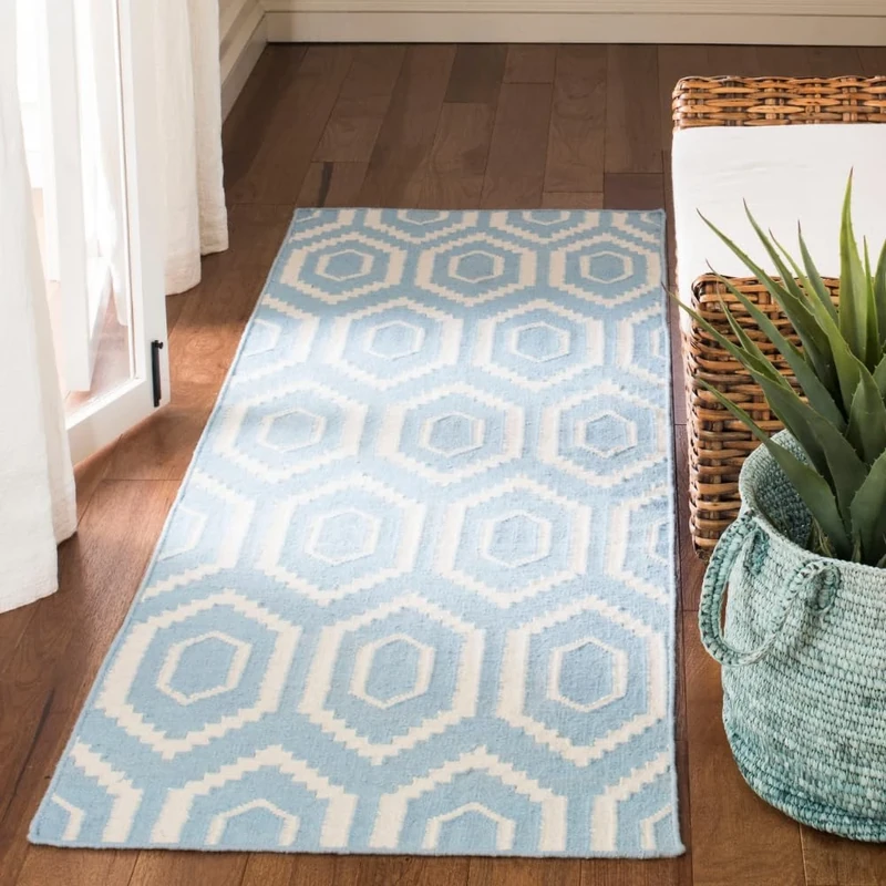 Safavieh Contemporary Indoor Flatweave Runner Area Rug, Dhurrie Collection, DHU556, in Blue / Ivory, 76 X 183 cm for Living Room, Bedroom or Any Indoor Space