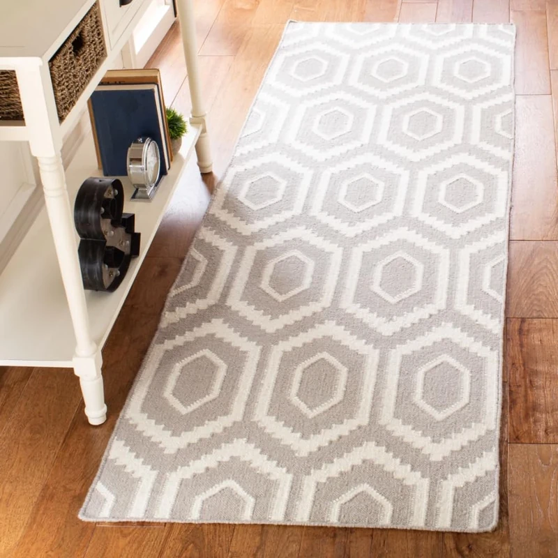 Safavieh Contemporary Indoor Flatweave Runner Area Rug, Dhurrie Collection, DHU556, in Grey / Ivory, 76 X 244 cm for Living Room, Bedroom or Any Indoor Space