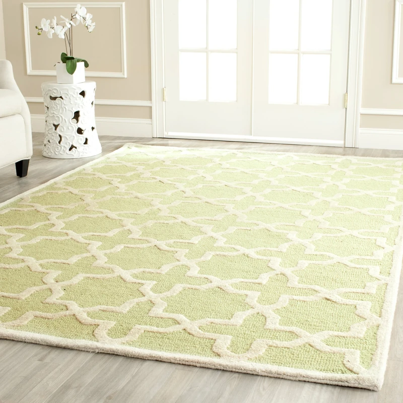 Safavieh Trellis Indoor Hand Tufted Rectangle Area Rug, Cambridge Collection, CAM125, in Light Green / Ivory, 152 X 244 cm for Living Room, Bedroom or Any Indoor Space