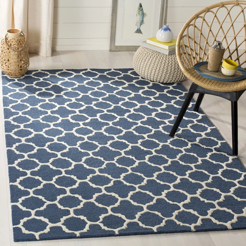 Safavieh Geometric Indoor Hand Tufted Rectangle Area Rug, Cambridge Collection, CAM130, in Navy / Ivory, 122 X 183 cm for Living Room, Bedroom or Any Indoor Space