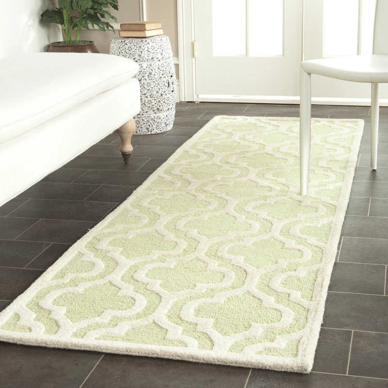 Safavieh Trellis Indoor Hand Tufted Runner Area Rug, Cambridge Collection, CAM132, in Light Green / Ivory, 76 X 244 cm for Living Room, Bedroom or Any Indoor Space