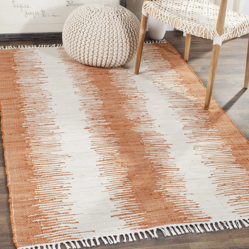 Safavieh Modern Indoor Flatweave Accent Area Rug, Montauk Collection, MTK751, in Orange, 76 X 122 cm for Living Room, Bedroom or Any Indoor Space - Image 1