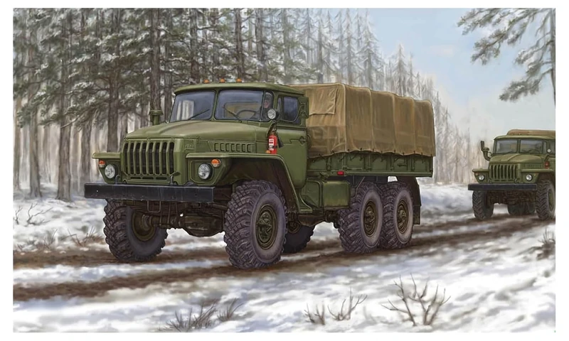 Trumpeter 1:35 - Russian URAL4320 Truck