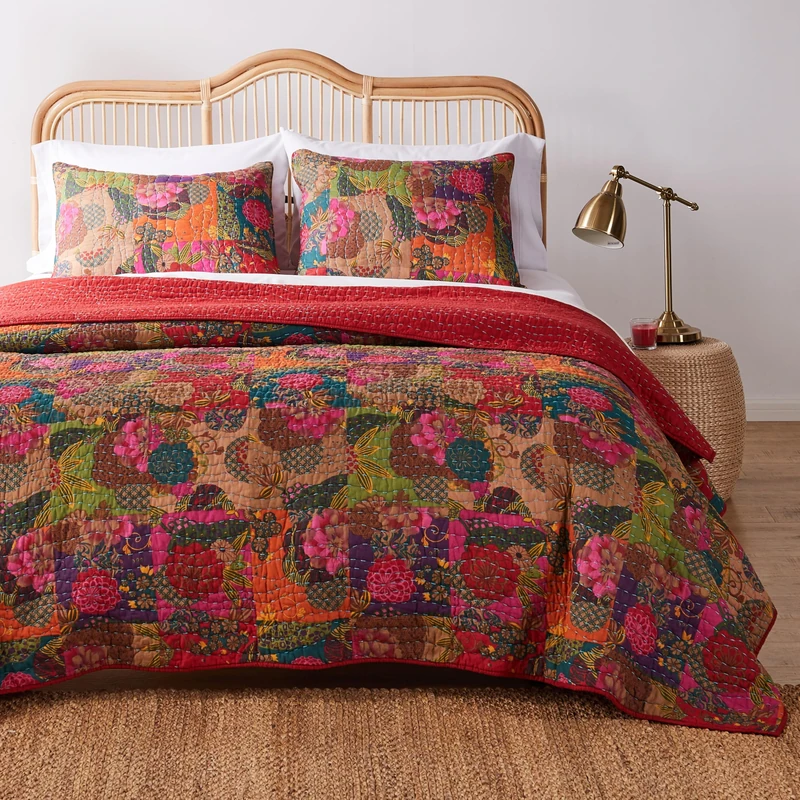 Greenland Home 100% Cotton Kantha Quilted Reversible Bedding Set, Red, Full/Queen