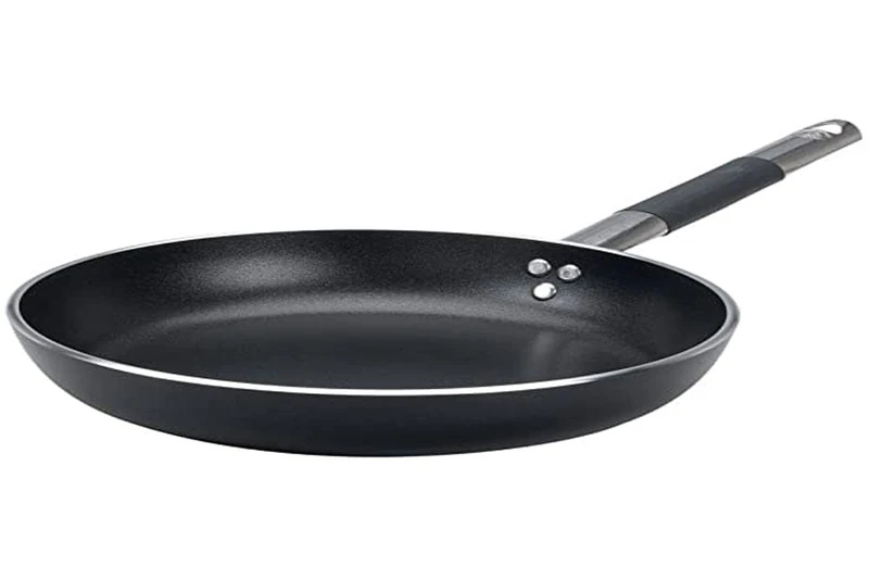 Pentole Agnelli Aluminium Black Crystal Straight Frying Pan 5 Mm. Thick With Handle, Diameter 20 Cm.