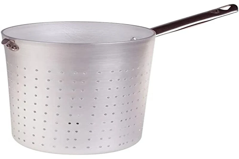 Pentole Agnelli Professional Aluminium 3 Mm. Pasta Colander With Handle, Diameter 26 Cm.