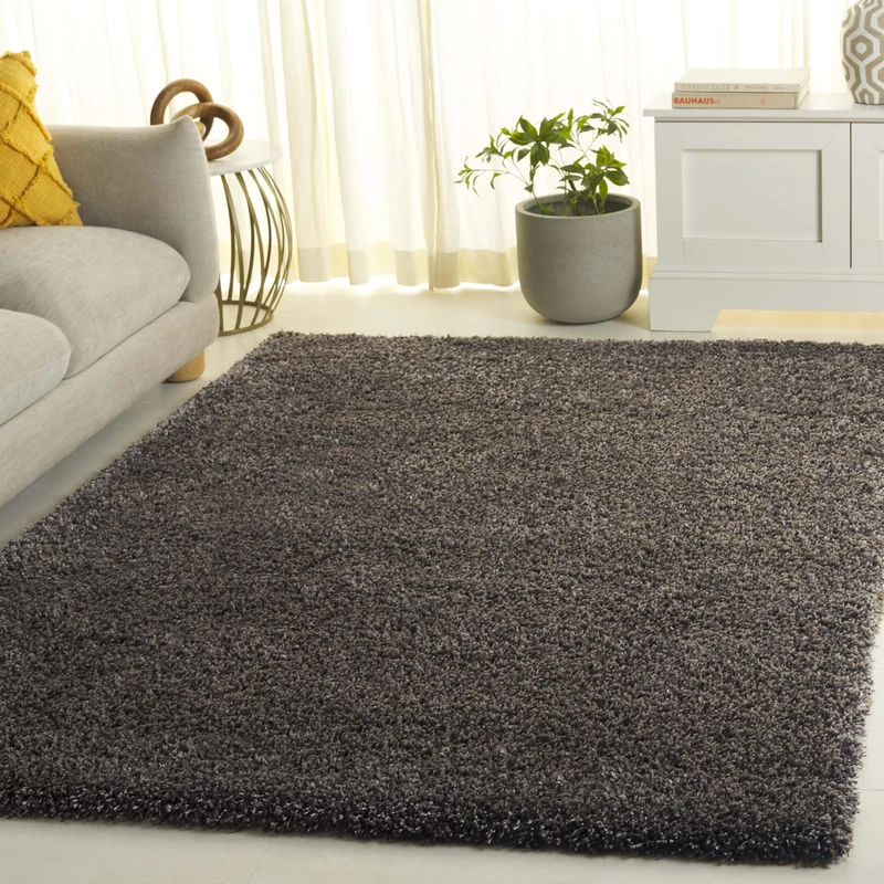 Safavieh Shaggy Indoor Woven Rectangle Area Rug, California Shag Collection, SG151, in Mushroom, 160 X 229 cm for Living Room, Bedroom or Any Indoor Space